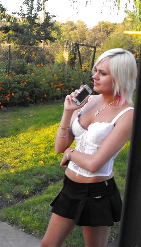 Free blond girls photos