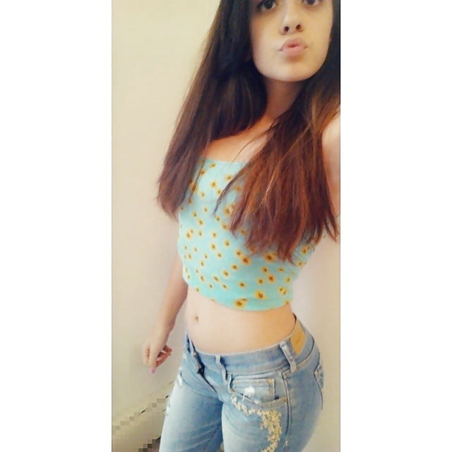 Free Turkish Liseli Orospu Melda photos