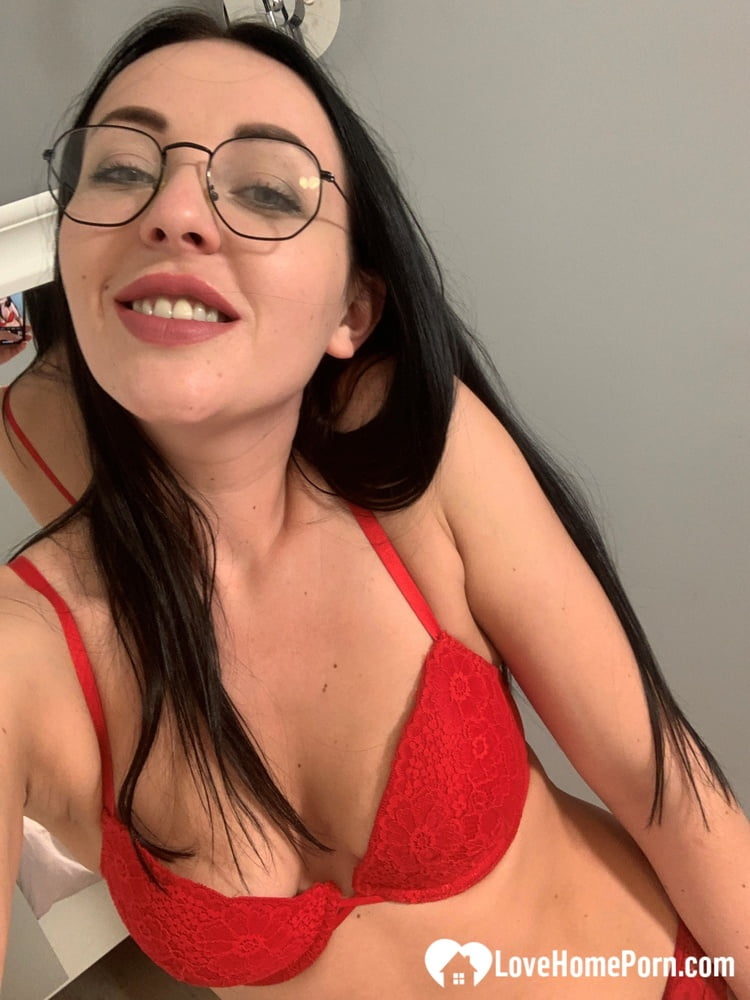 Hot teacher taking some selfies in her room - 79 Photos 