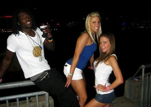 Free White Girls Grinding on BBC photos