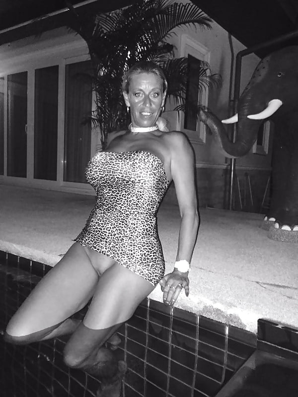Free Dutch blonde milf on vacation in Thailand photos
