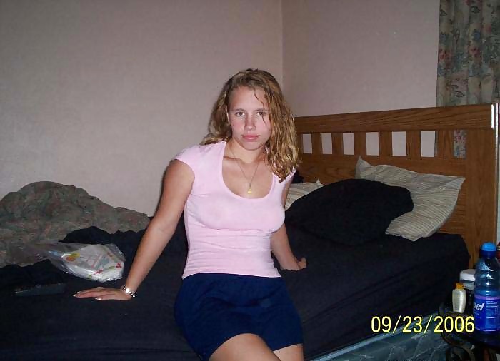 Free coca-cola loving girlfriend photos