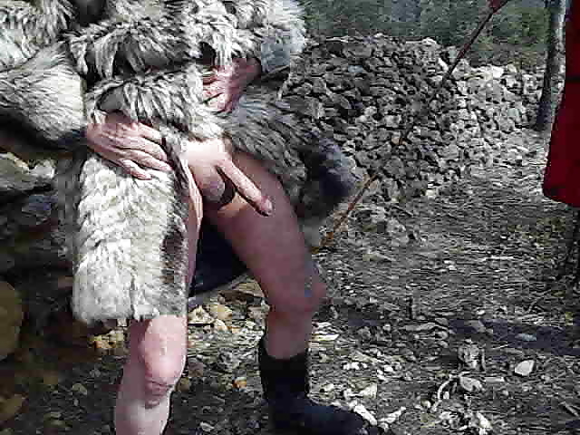 Free Sex im Pelzmantel photos
