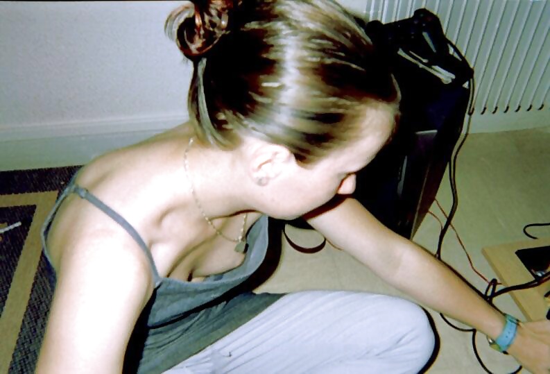 Free Downblouse photos