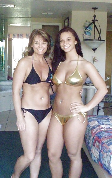 Free sexy mothers photos