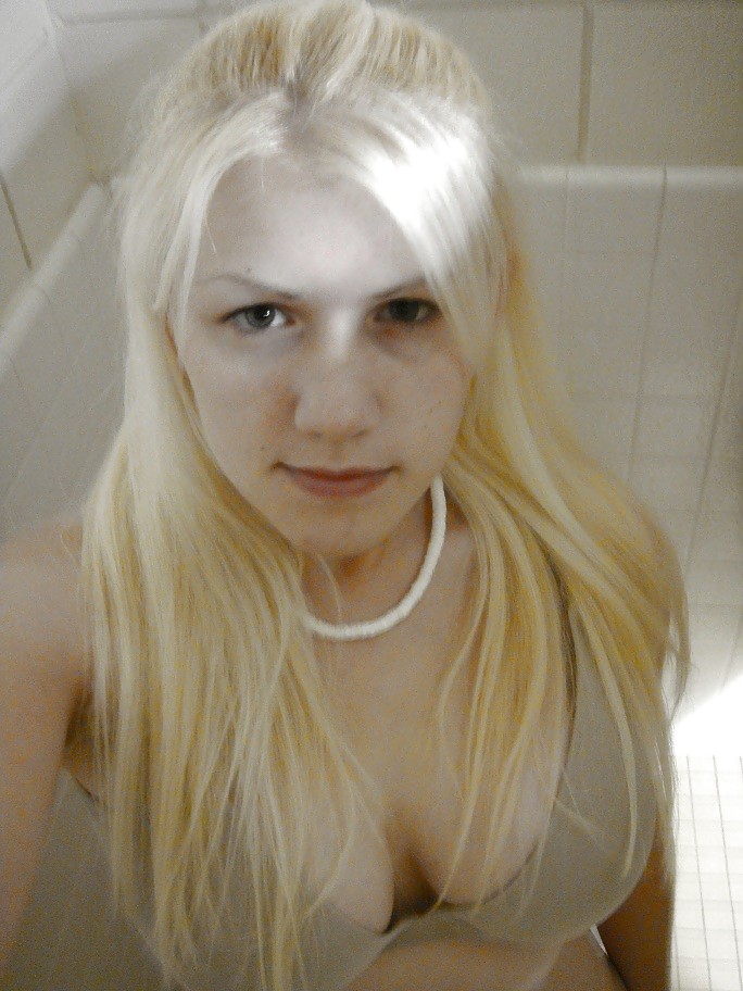 Free SmutDates Username Jenni38DD photos