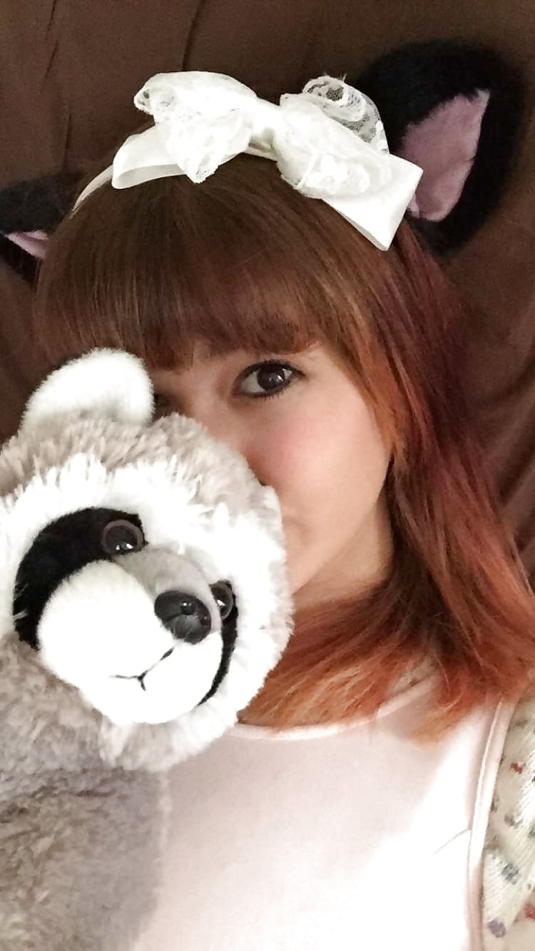 Free Cute Teen aka BabyBearAttack Selfies photos