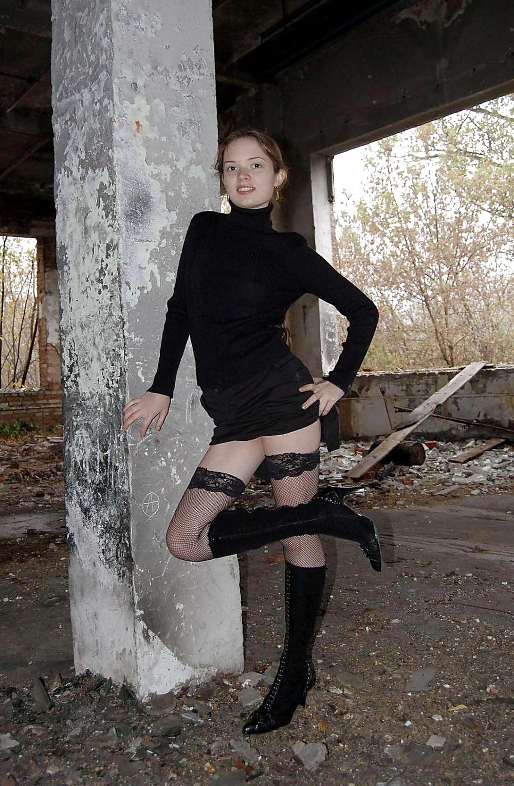 Free hotlegs-miniskirt babe19 photos
