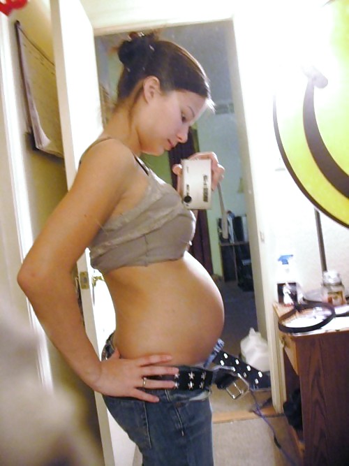 Free Pregnant Bellies photos