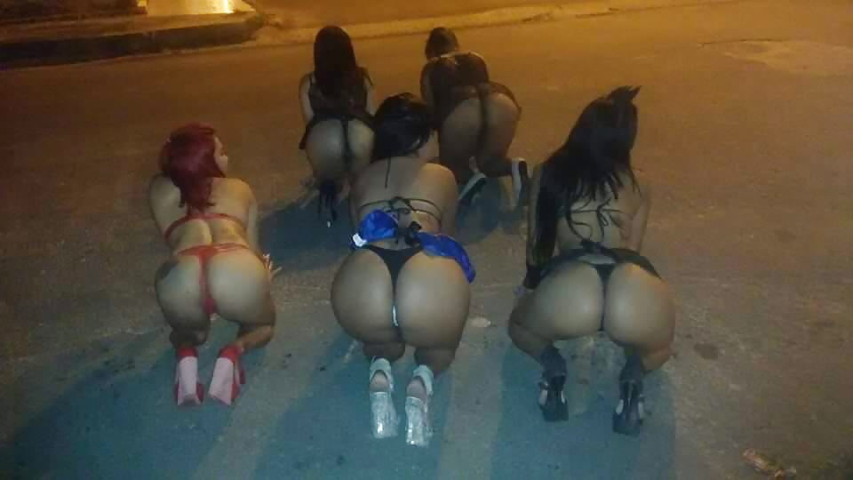 Free putas Street photos