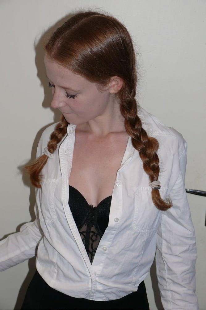 PIGTAILED CUNT - 41 Photos 