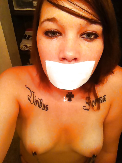 Free Young slut spread and gagged photos