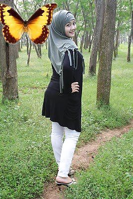 Free hijab Beauty 2 photos