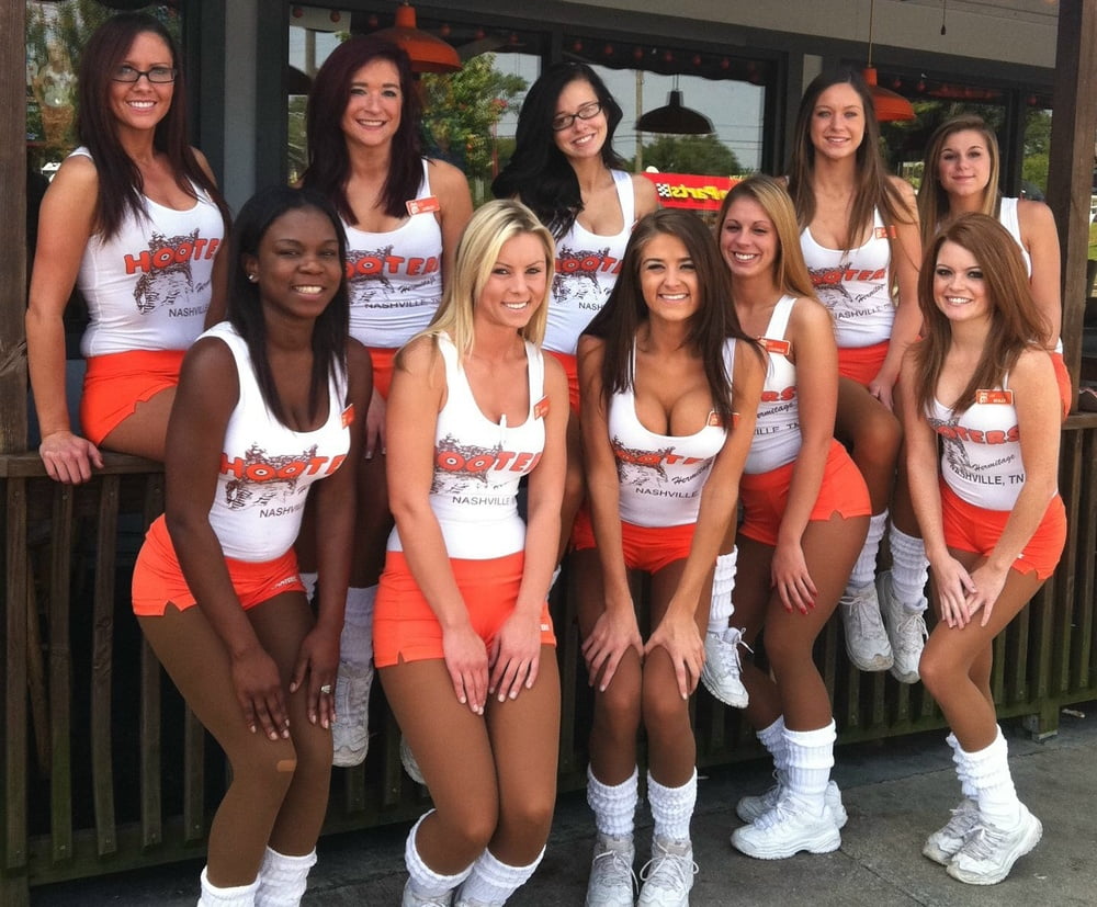 Hooters & WingHouse Sluts in Pantyhose - 39 Photos 