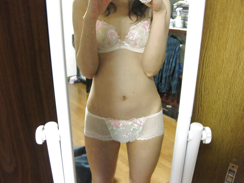 Free The Beauty of Amateur Asian Teen Tits photos