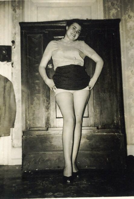 Free Black & White 1960's women photos
