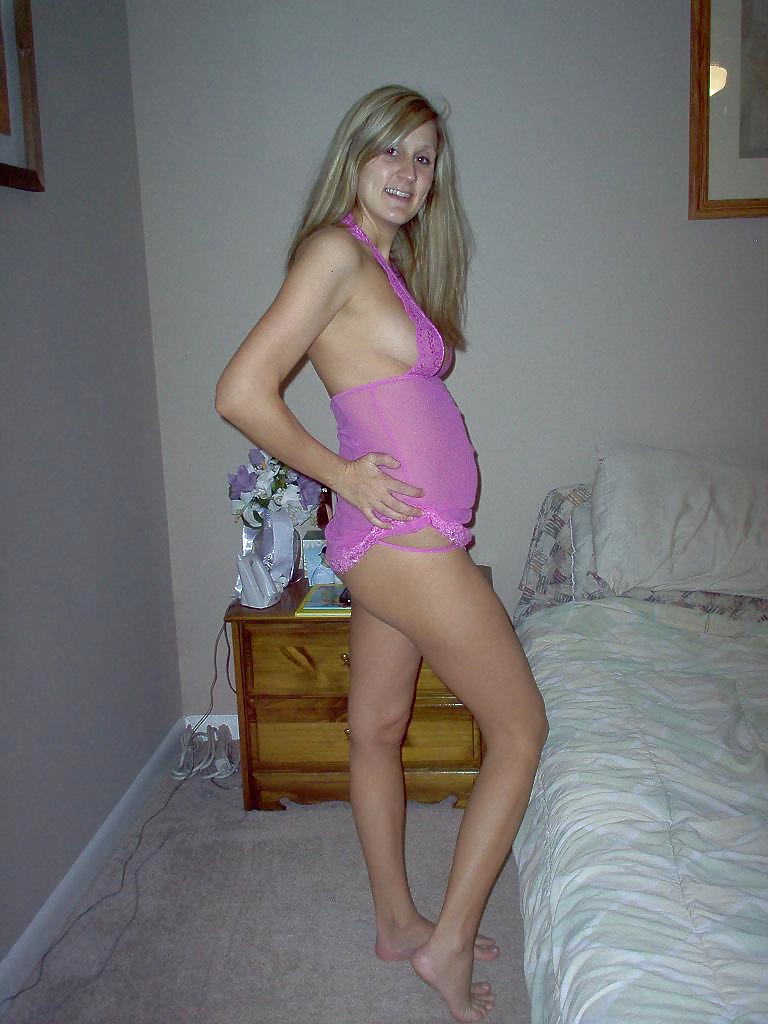 Free Hot Blond Wife photos