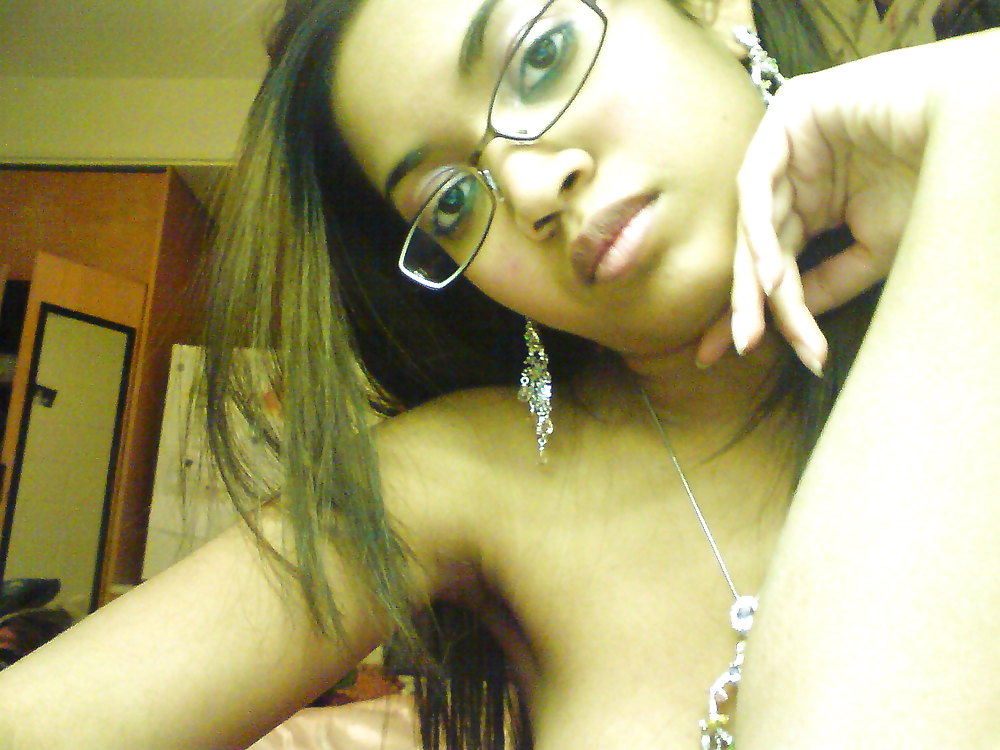 Free Sexy Black Chick With Glasses photos