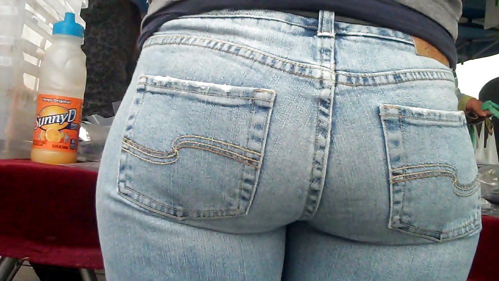 Free Cum on look at nice big ass in butt tight jeans photos