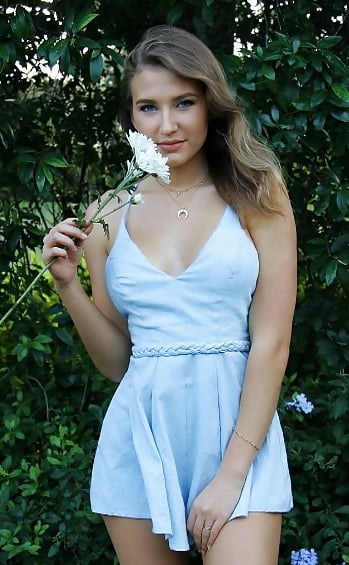 Free Elizabeth Zaks photos