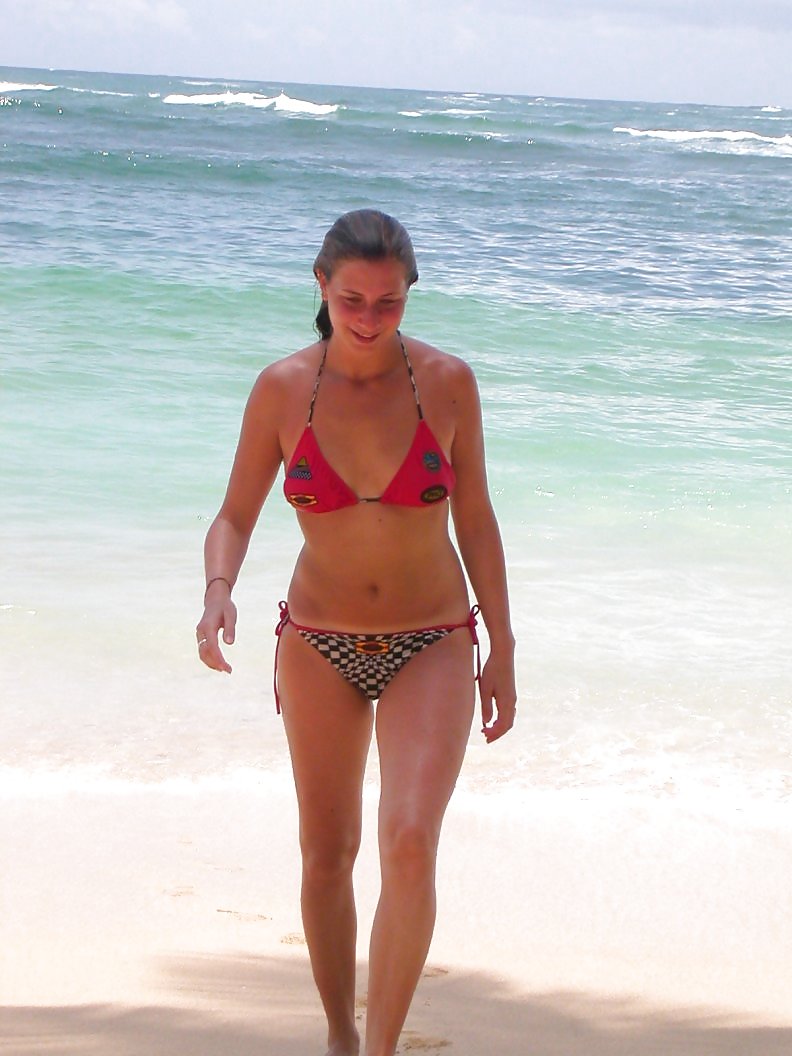 Free YOUNG BEACH GIRLS2 photos