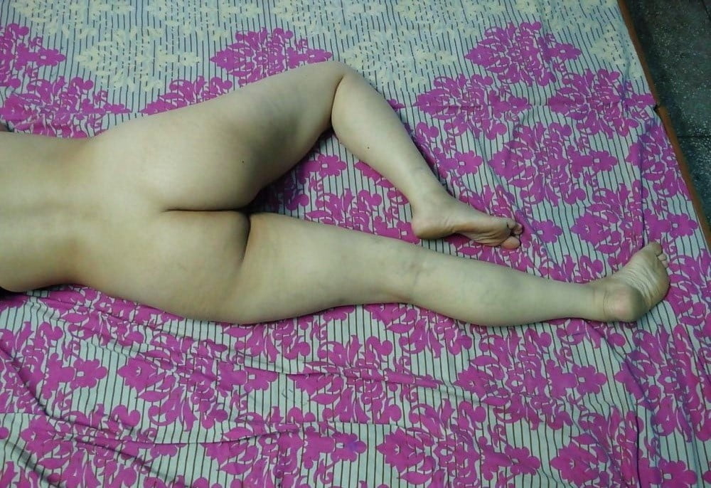 Sexy Desi Bhabhi Salma Khanam Nudes - 100 Photos 