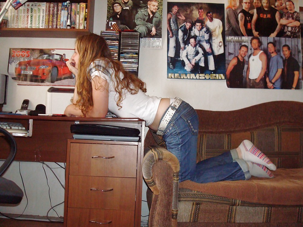 Free BEAUTIFUL PAULINE V photos