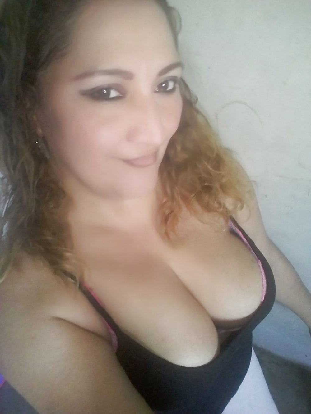 Free XIOMARA MILF LATINA & BIG TITS DE FACEBOOK photos