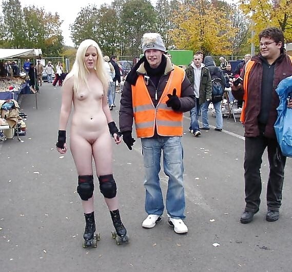 Public Nude Flasher