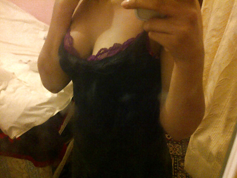 Free paki british hoe 4 photos