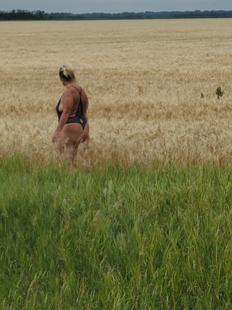 mature milf in black lingerie         