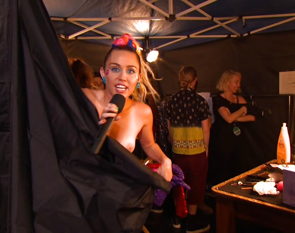Free Miley Cyrus nude BackStage photos