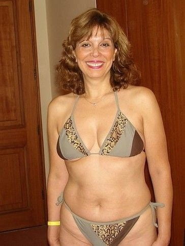 I which mature woman would you worship? - 87 Photos 