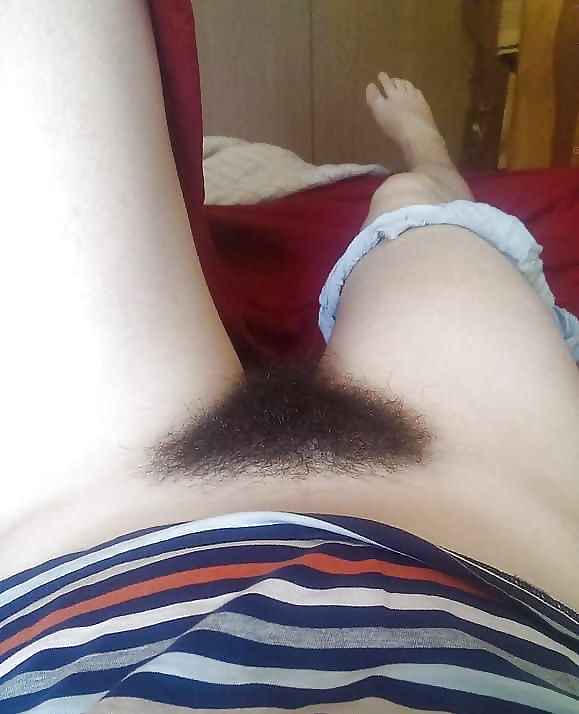 Free Hairy pussy amateurs photos