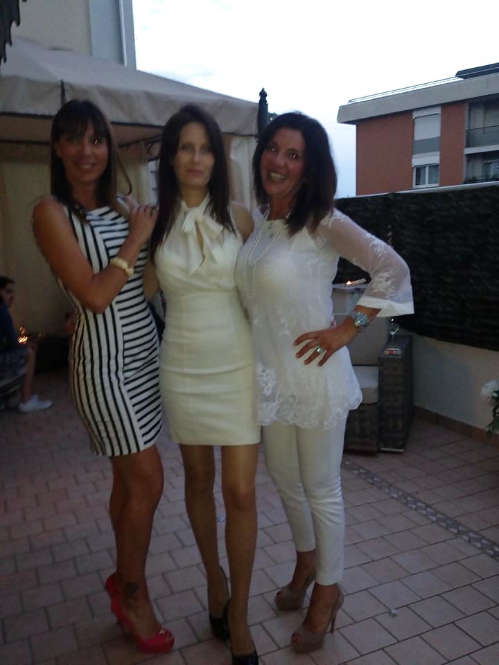 Free Italian MILF Alessandra&Patrizia fb photos