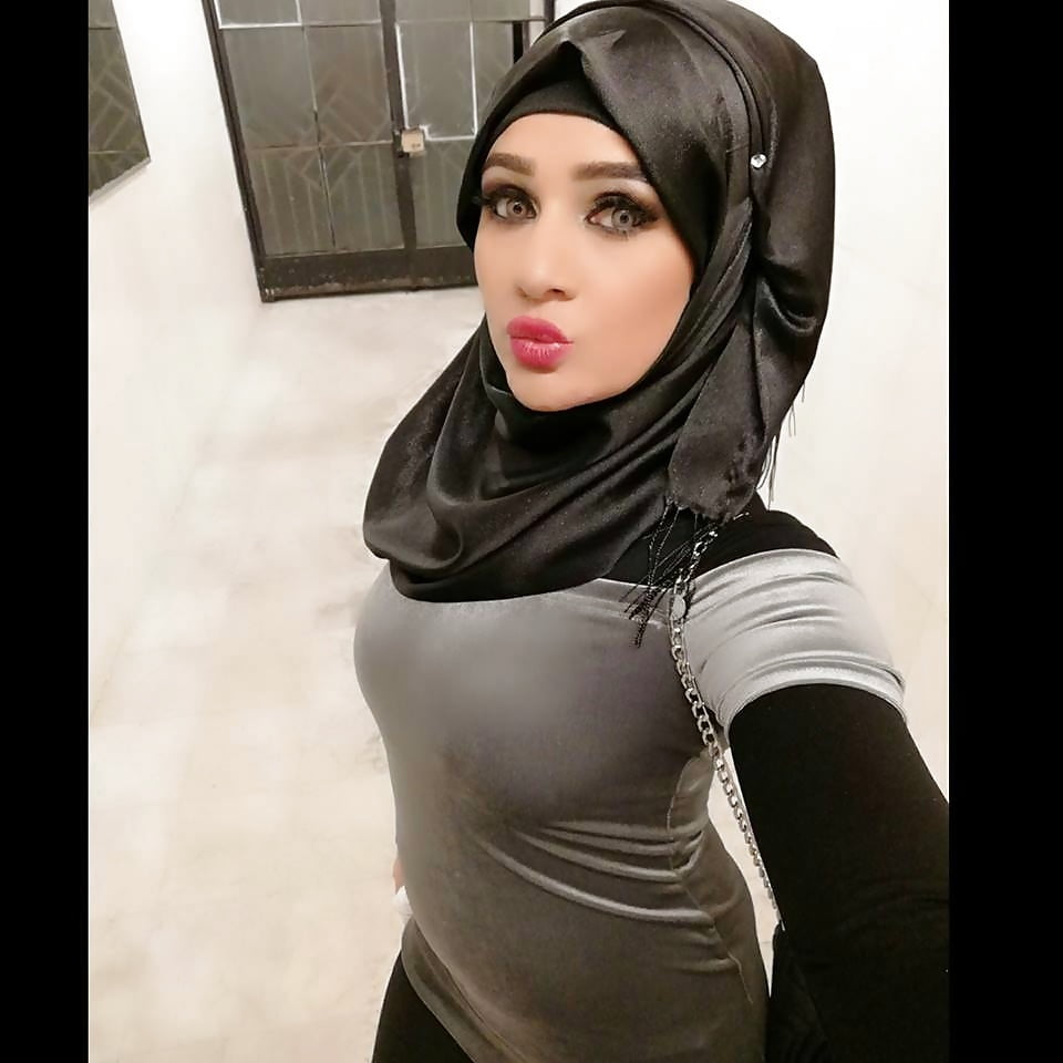 Beautiful hijab sex 11