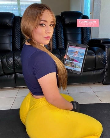 Yoya Castillo free porn pictures, sex images, and xxx gifs.