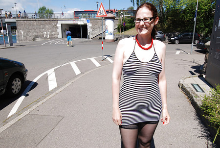 Spaziergang in geilem Outfit , Public walking slut dress