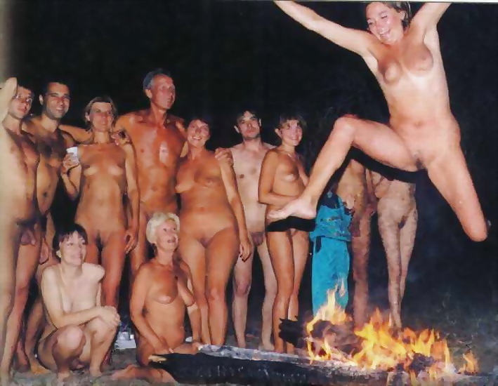 Free Groups Of Naked People - Vintage Edition - Vol. 8 photos