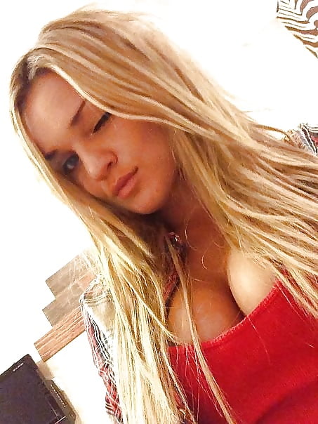 Free Handpicked Amateurs 107 photos