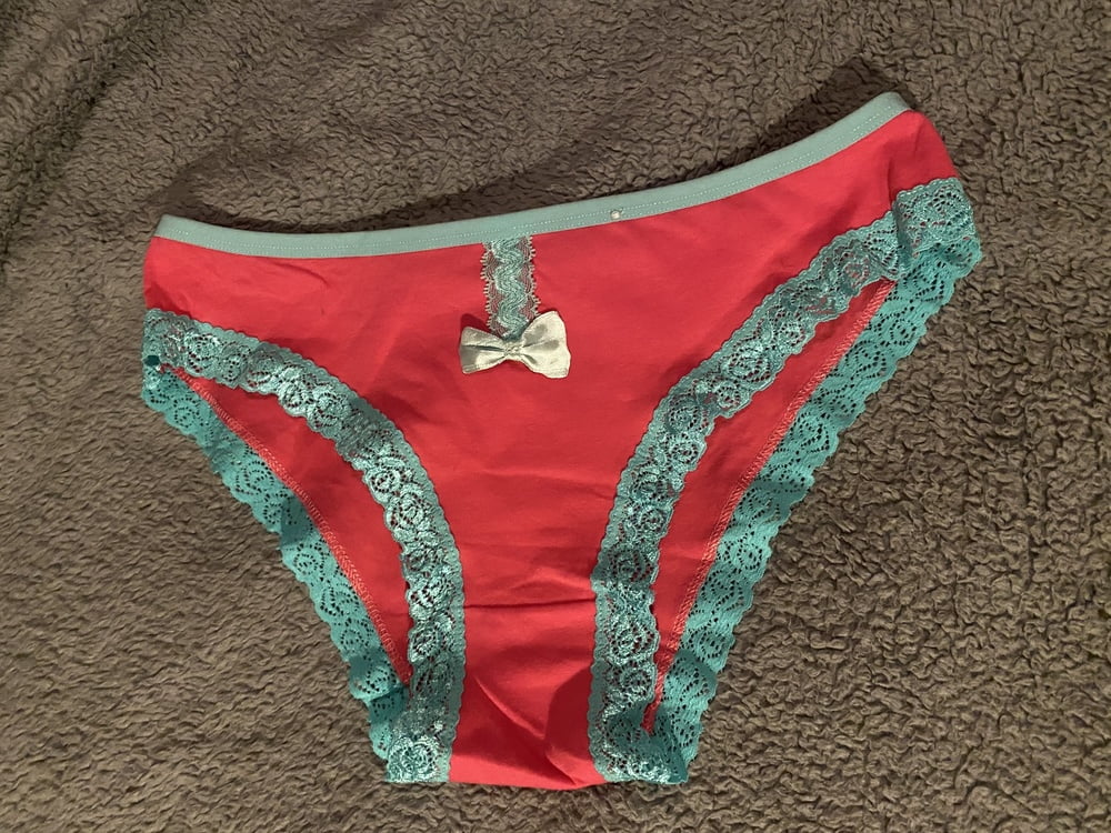 Sexy well-worn to order work knickers, - 9 Photos 