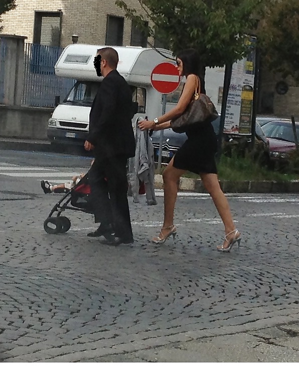 Free high heels in italian streets.tacchi per le vie italiane photos