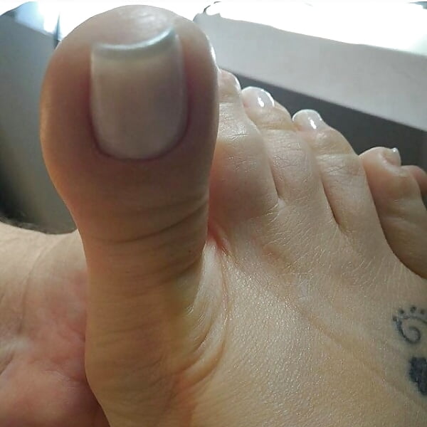 Free BBW Toes photos