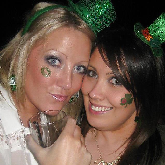 Free Hot Irish chicks 2 photos