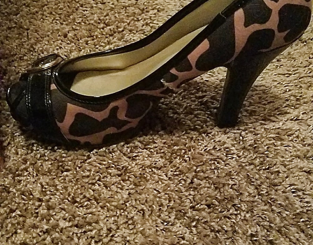 Free Sister In Laws Heels photos