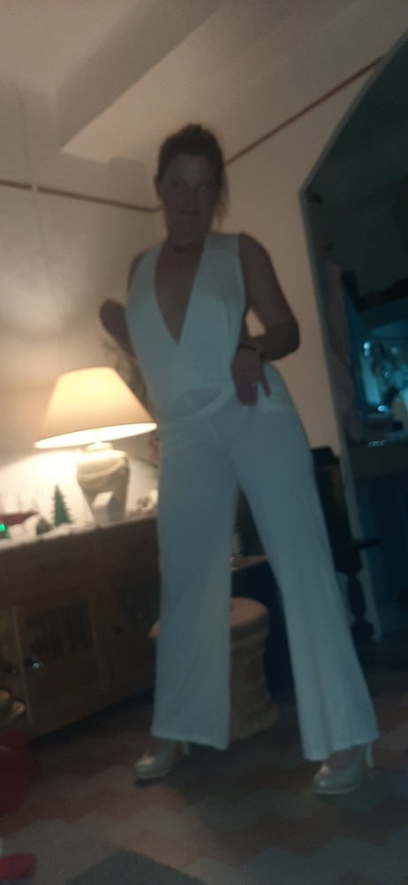 My sexy jumpsuit - 17 Photos 