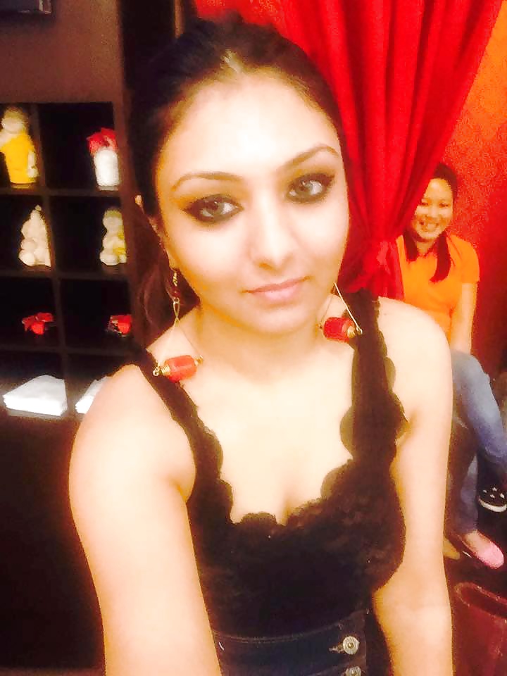 Free INDO-PAK DESI BABES (SLUTS) photos