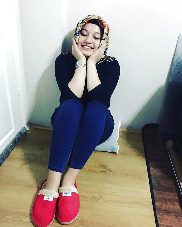 Free Turkish Hijab Teen photos
