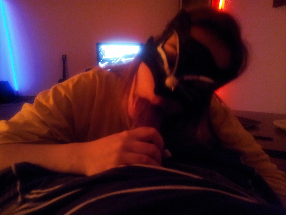 Free fucktoy in catmask sucking bick dick part 1 photos