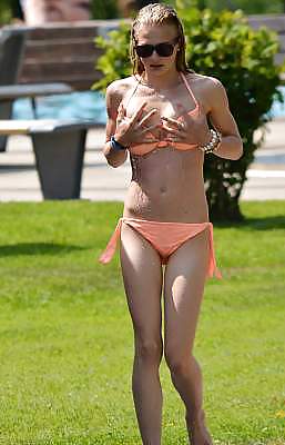 Free bikini girl2 photos